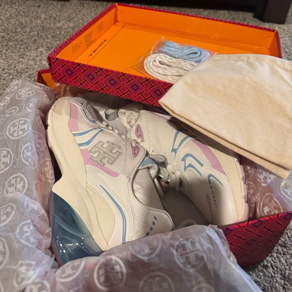 Tory Burch Tech Trainer Mesh - Picture 7 of 7